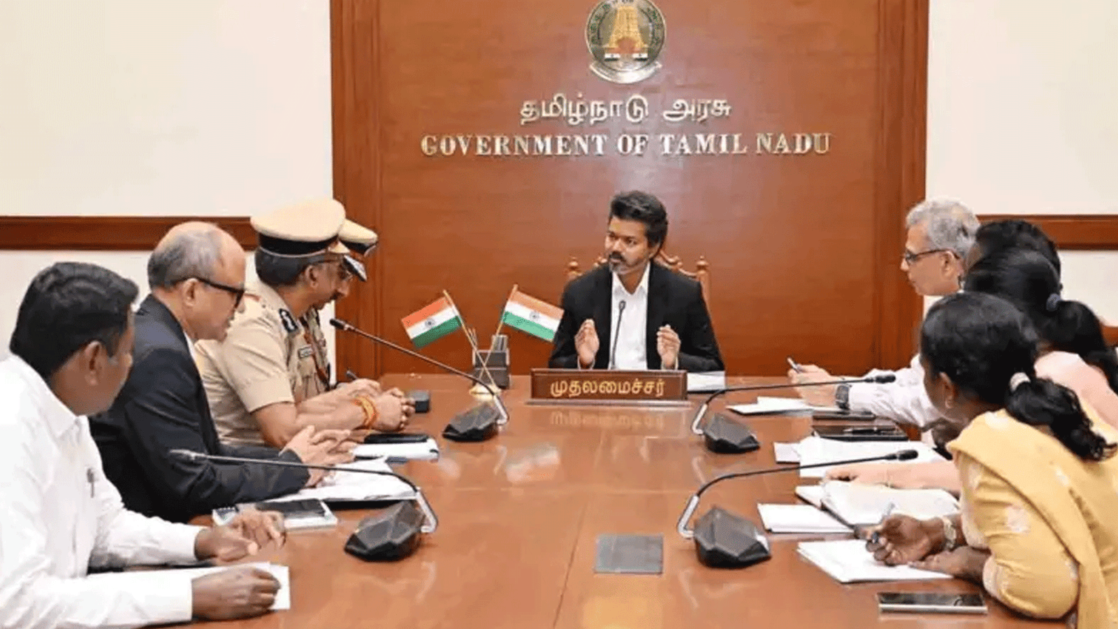 "அமைச்சர்கள் உடனடியாக ஆய்வு கூட்டங்களை நடத்த வேண்டும்" - முதல்வர் விஜய் அதிரடி உத்தரவு!