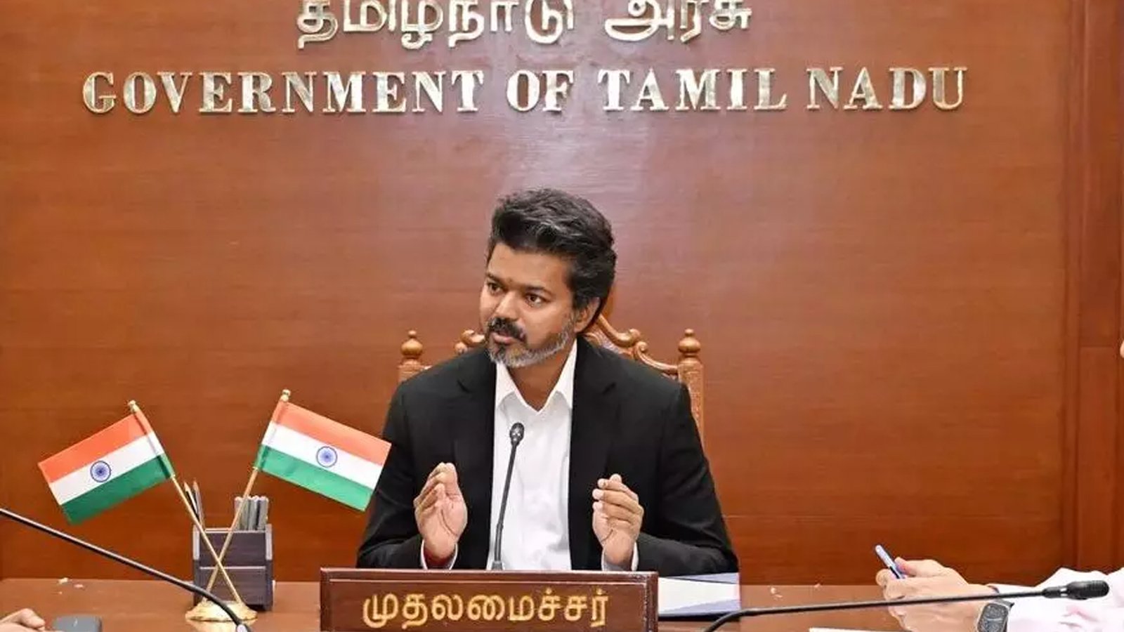 கோயம்புத்தூர் கொடூர சம்பவத்தின் எதிரொலி: தலைமைச் செயலகத்தில் முதலமைச்சர் விஜய் இன்று அவசர சட்டம் ஒழுங்கு ஆலோசனை!