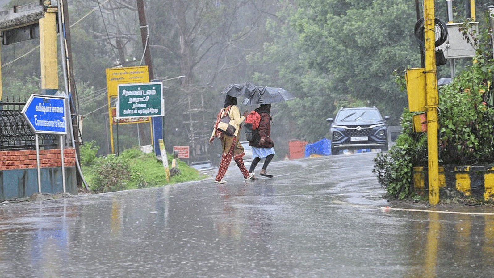 தமிழக மக்களுக்குக் குட் நியூஸ்! நீலகிரி, கோவை உட்பட 17 மாவட்டங்களில் இன்று கொட்டித் தீர்க்கப்போகும் கனமழை! வானிலை ஆய்வு மையம் அதிரடி எச்சரிக்கை!