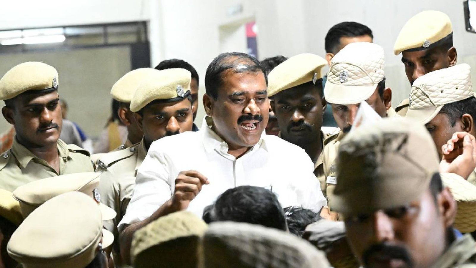 விளாத்திகுளம் திமுக எம்.எல்.ஏ மார்க்கண்டேயனுக்கு நிபந்தனை ஜாமீன் வழங்கிய நீதிமன்றம்