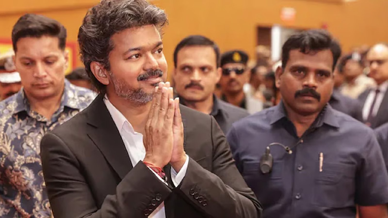 “யாரும் வராதீர்கள்” – லண்டனில் ரத்து செய்யப்பட்ட முதல்வர் விஜய் நிகழ்ச்சி