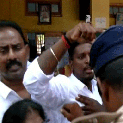 ஆழ்வார்பேட்டை வாக்குச்சாவடியில் பரபரப்பு: திமுக - பாஜகவினர் இடையே பயங்கர தள்ளுமுள்ளு!