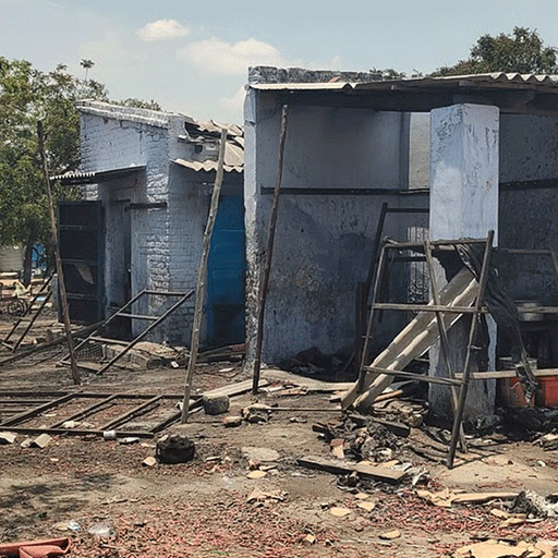 கோவில்பட்டி அருகே பயங்கரம்: சட்டவிரோத பட்டாசு ஆலையில் வெடி விபத்து – 2 பேர் உயிரிழப்பு, ஆலை தரைமட்டமானது!