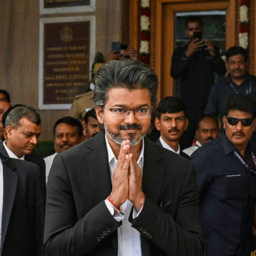 டெல்லி பயணத்தை முடித்துக்கொண்டு சென்னை திரும்புகிறார் முதல்வர் விஜய்! சோனியா, ராகுல் சந்திப்பு திடீர் ரத்து!