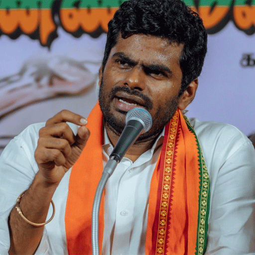 தமிழக அரசியலில் பெரும் அதிரடி! புதிய கட்சியா? இன்னும் 2 நாளில் அறிவிப்பு வெளியாகும் – டெல்லி புறப்படும் முன் அண்ணாமலை பரபரப்பு பேட்டி!