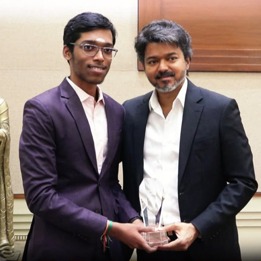 கோட்டையில் அரங்கேறிய 'செஸ் மாஸ்டர்' மெகா கூட்டணி: நார்வே செஸ் சாம்பியன் பிரக்ஞானந்தாவுடன் செஸ் விளையாடி, ₹50 லட்சம் ஊக்கத்தொகை வழங்கி அசத்தினார் முதலமைச்சர் விஜய்!