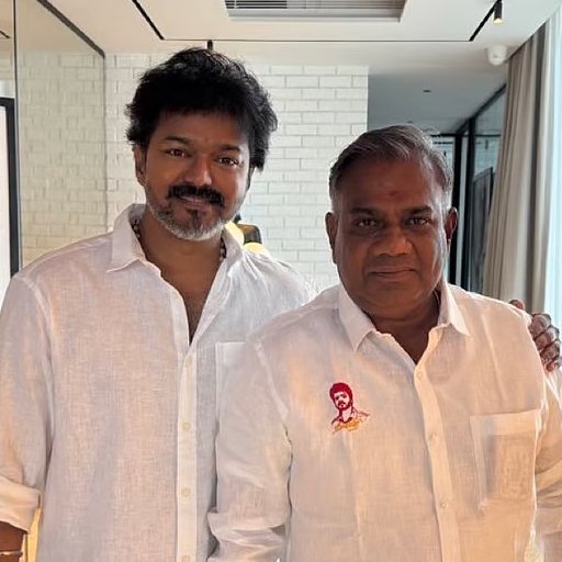 முதலமைச்சர் விஜயின் பிறந்தநாள் கொண்டாட்டம்: ஃபிளக்ஸ் பேனர்களுக்குத் தடை, நலத்திட்டங்களுக்கு முக்கியத்துவம் - தவெக பொதுச்செயலாளர் அதிரடி உத்தரவு!