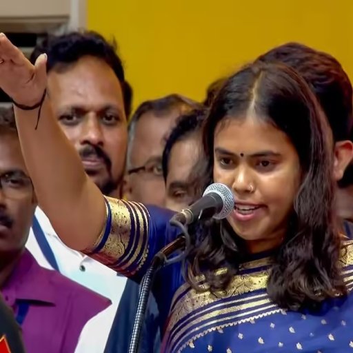 விஸ்வநாதன் சர்ச்சை, கீர்த்தனா கருத்து... மாணவர்களே இலக்கா? மௌனம் காக்கும் சிஎம் விஜயை எதிர்க்கட்சிகள் கேள்வி?