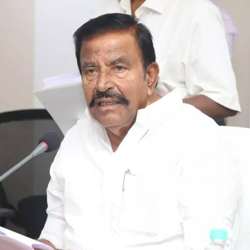 டெண்டர் முறைகேடு புகார்: முன்னாள் அமைச்சர் கே.என்.நேருவின் வீடு மற்றும் 19 இடங்களில் லஞ்ச ஒழிப்புத் துறை அதிரடி சோதனை!