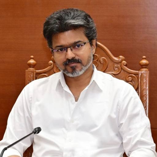 லண்டன் பயணத்தை முடித்துக்கொண்டு சென்னை வந்தார் முதலமைச்சர் விஜய்!